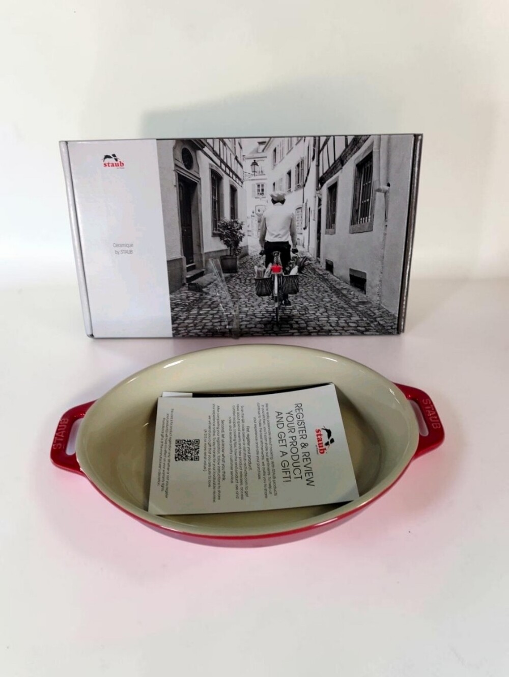 NIB Staub Ceramic Oval Baking Roasting Dish 1.1 QT - Cherry Red Porcelain Enamel